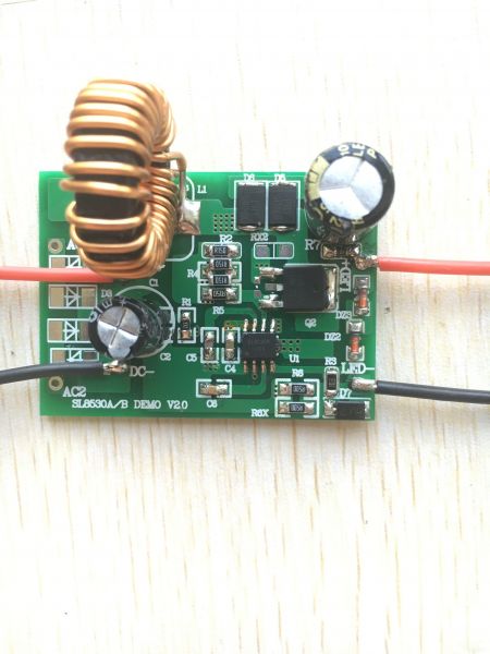 SL8530A DC12-36V升40V 1A DEMO圖 